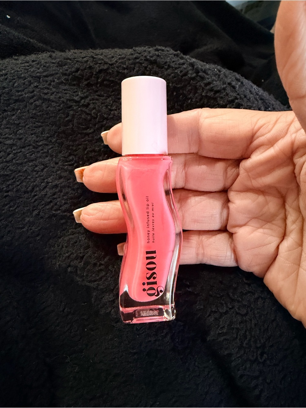Gisou Hydrating Lip Oil — shade is Bee-llini Peach Brand New.